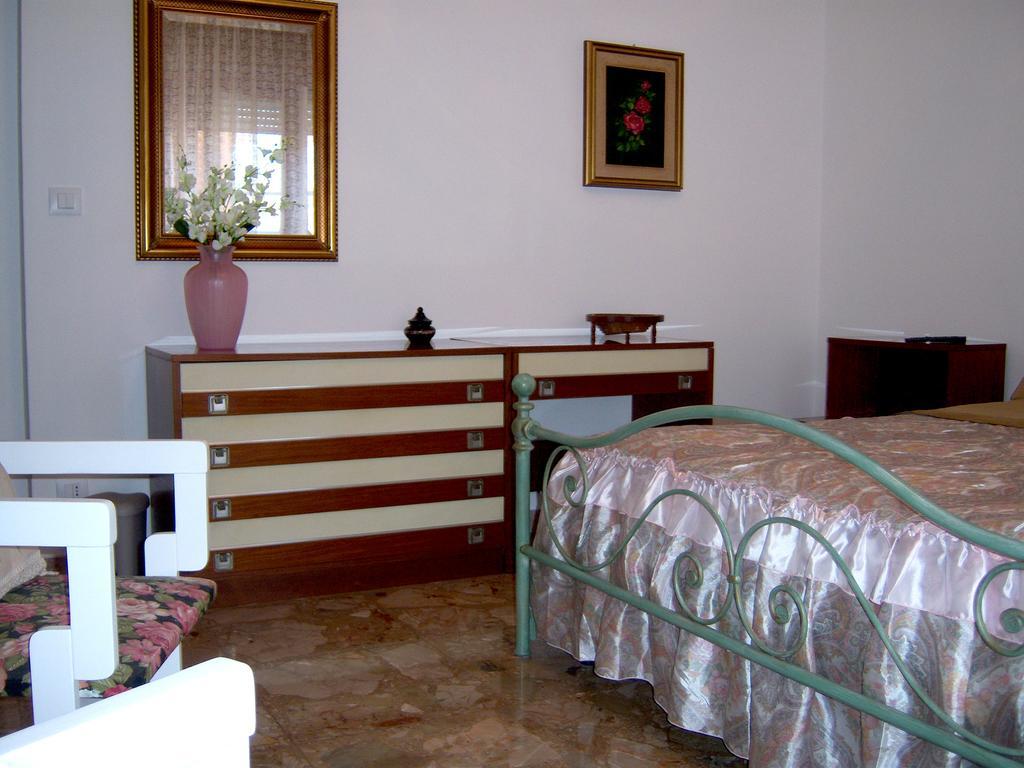 Bed And Breakfast Geckos Brindisi Eksteriør bilde